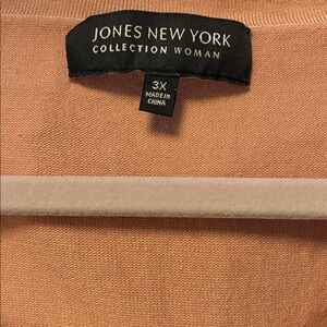 Jones any Top Preloved
